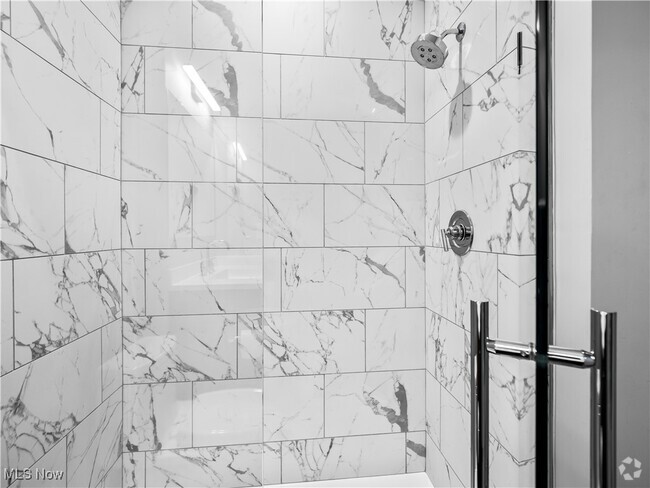 Building Photo - 2401 Scranton Rd Unit A Rental