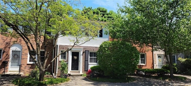 Photo - 155 Penn Common Unit 155