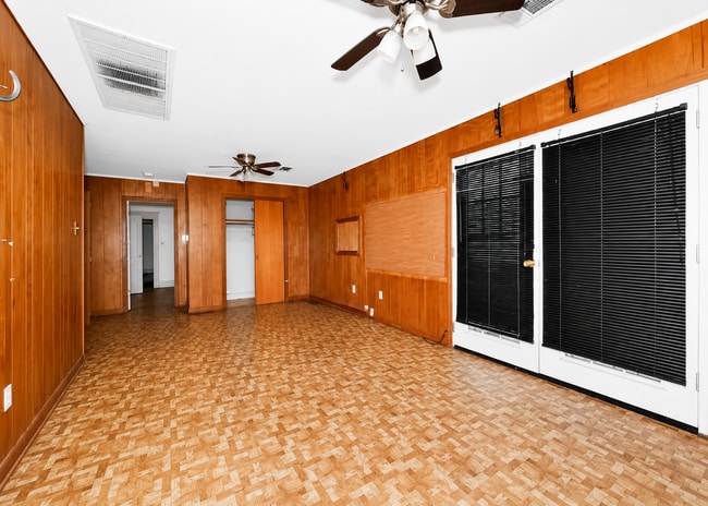 Photo - 800 W 34th Ave