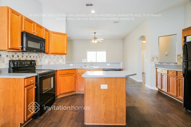 Photo - 901 Hawk Run Ct