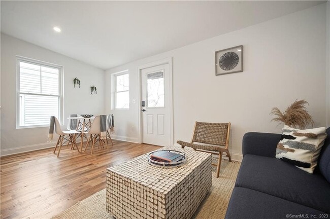 Photo - 75 Henry St Unit 3West