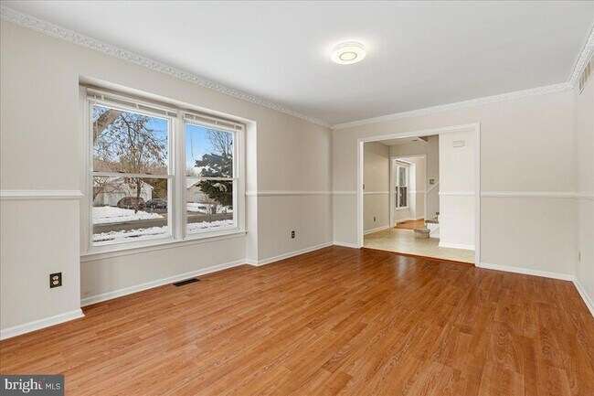 Photo - 27 Cartwright Dr