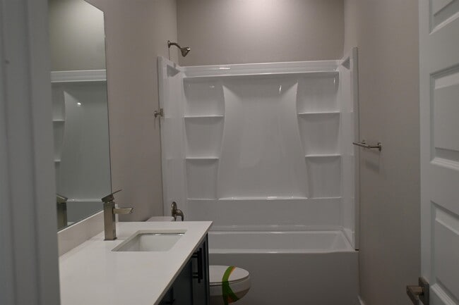 Photo - 311 Dorel Dr Unit 204