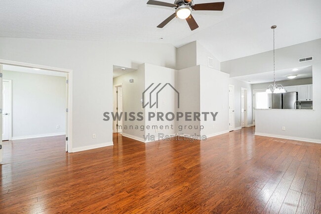 Photo - 7199 Normanton Dr