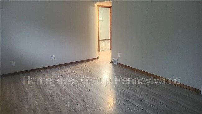 Photo - 215 Boston Hollow Rd