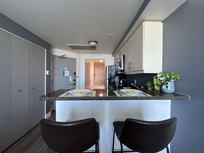 Photo - 2889 McFarlane Rd Unit ID1240600P