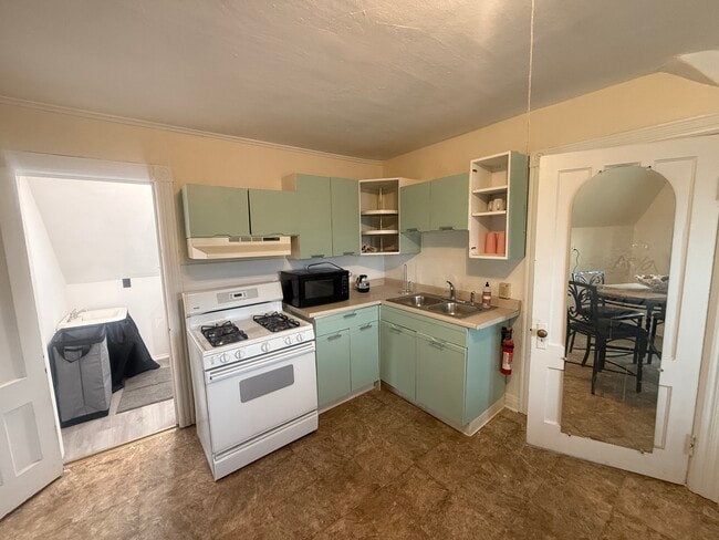 Photo - 1222 Lenox Ave Unit Furnished Skyview