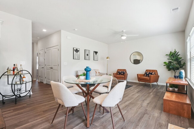 Reve Park Ridge