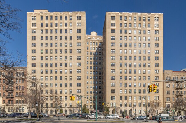 135 Eastern Pkwy - Turner Towers Apartments