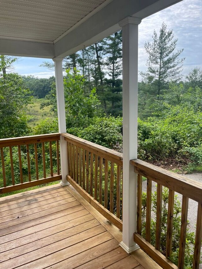 Photo - Weaverville Rental!