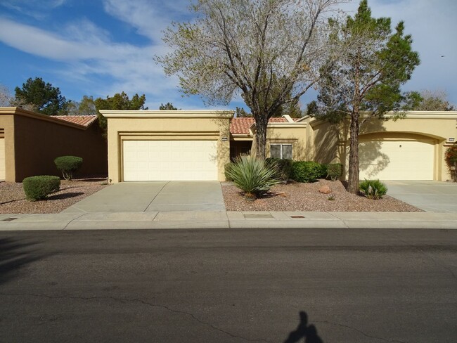 Sun City Summerlin, 55 + Age Restricted, C... - Sun City Summerlin, 55 + Age Restricted, C... Townhome