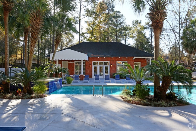 The Links Apartments