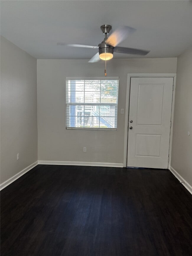 Photo - 1824 Thonig Rd Unidad 7