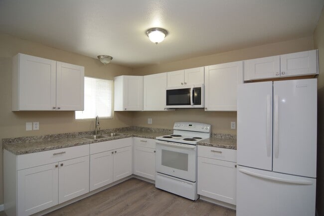 Photo - Recently Remodeled 2 Bedroom 1 Bath Fourplex! Great Central Location!