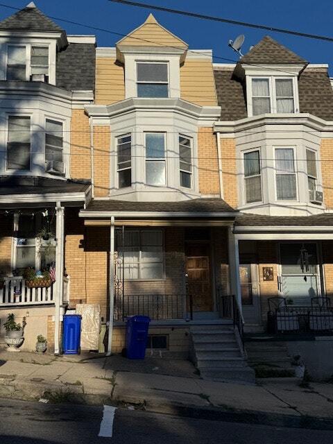 Building Photo - 542 S 16th St Rental