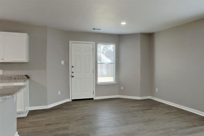 Photo - 6423 Lily Hollow Ct