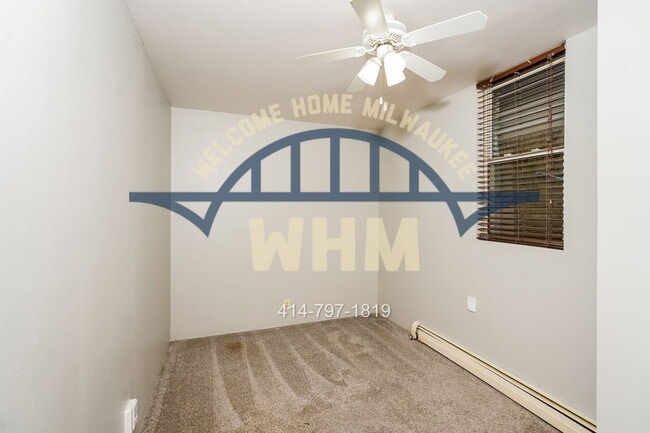 Photo - 3650A E Barnard Ave