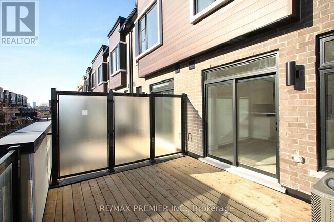 Photo - 128 Brockley Dr