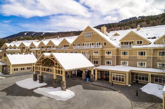 Building Photo - 104 Grand Summit Dr Unit 134/136