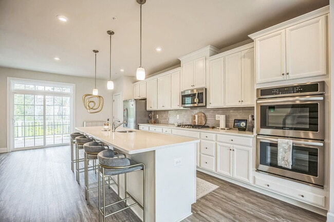 Photo - 11248 Flagstaff Pl