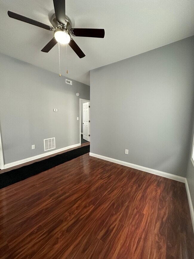 Photo - 6210 S Kilpatrick Ave