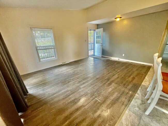 Photo - MUST SEE! 3 Bed 1 Bath Aliquippa PA