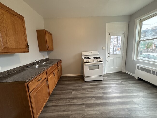 Photo - 712 Russellwood Ave Unit 1 - 1st floor