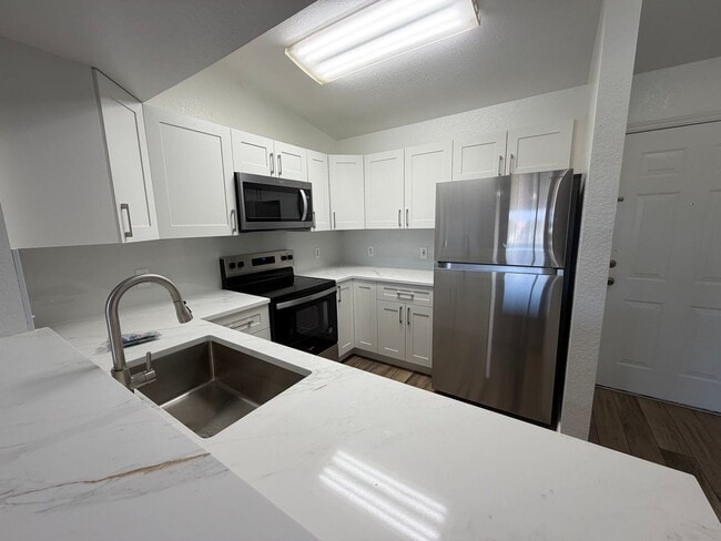 Photo - ANNUAL RENTAL - KEY ROYAL CONDO -THIRD FLOOR- 2 BED-1 BATH