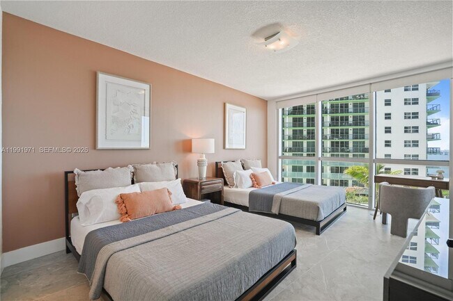 Photo - 1750 N Bayshore Dr Unit 1401