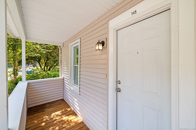 Photo - 143 Kneen St Unit 1st floor