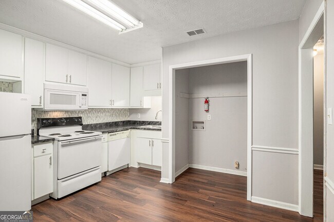 Building Photo - 147 Park Ridge Ct Rental