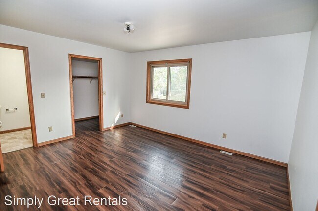 Photo - 3 br, 3 bath House - 2931 King James Way