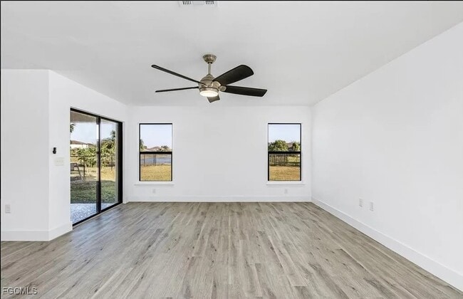 Photo - 306 Shadow Lakes Dr
