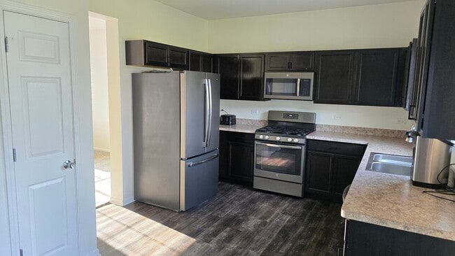 Photo - 1521 Saddle Ln