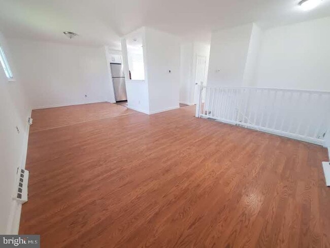 Photo - 250 Purdue Ave