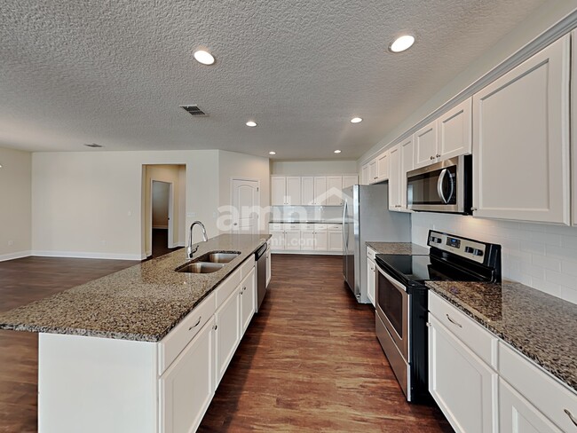 Photo - 705 Merriwood Ln