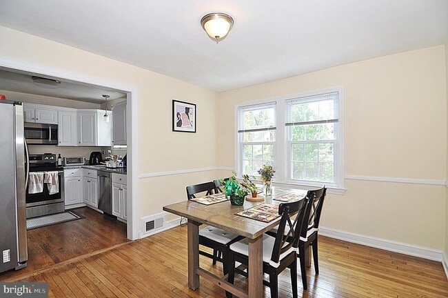 Photo - 2124 N Troy St