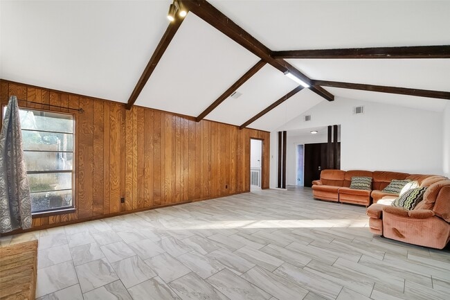 Photo - 10706 Sagebluff Dr