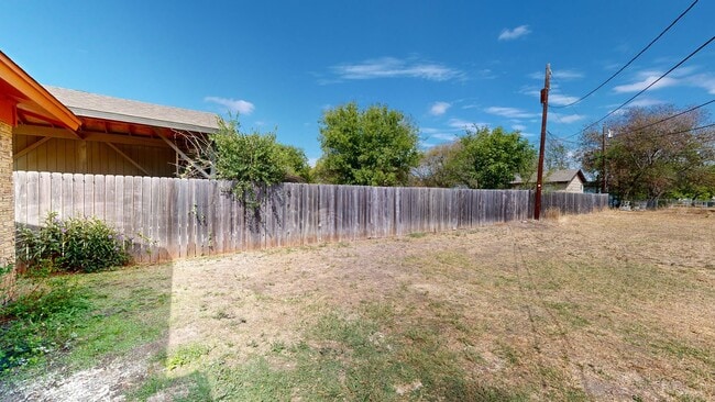 Photo - REMODELED DUPLEX IN HARKER HEIGHTS