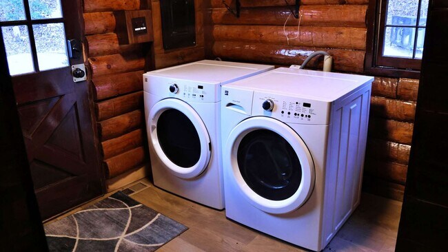 Photo - 3059 Pittman Center Rd