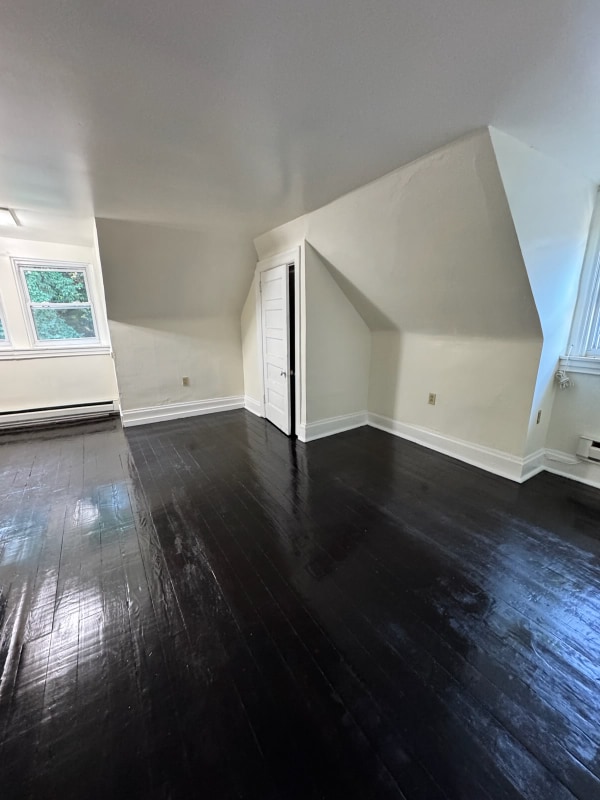Photo - 751 Chislett St Unit B