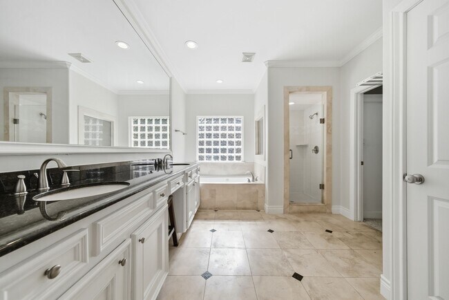 Photo - 3243 N Pemberton Cir Dr