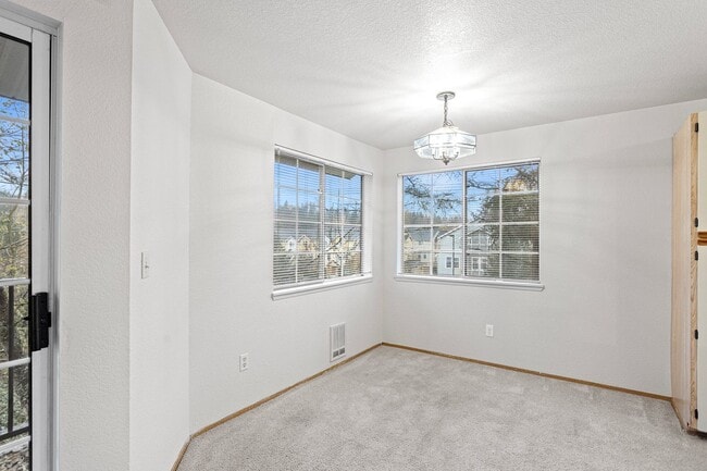 Heron View Apartment Homes