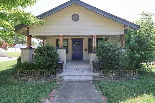 Building Photo - 1203 S Florence Pl Rental