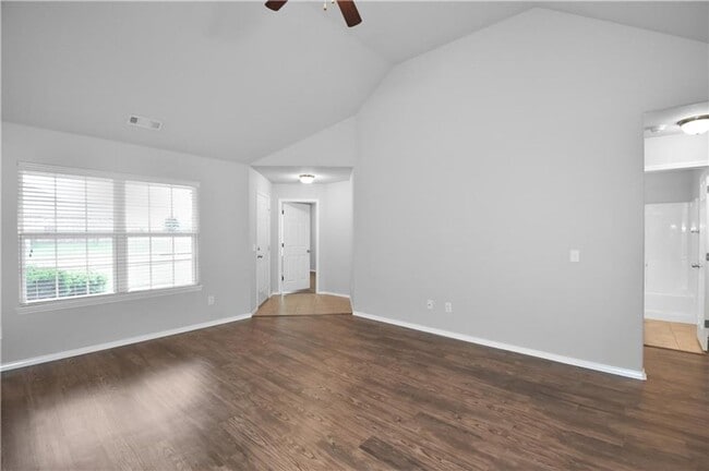 Photo - 1240 Lariat Dr
