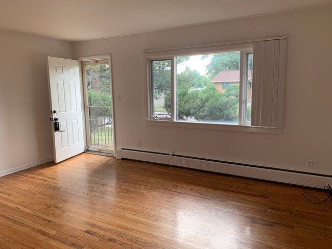 Photo - 4BD/2BA Table Mesa Home - Close to everything