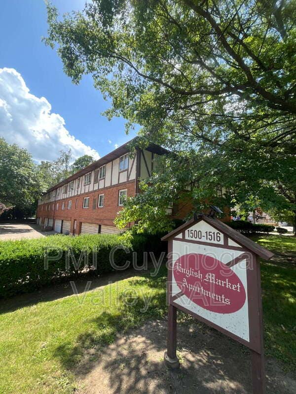 Photo - 1516 W Market St Unidad 10