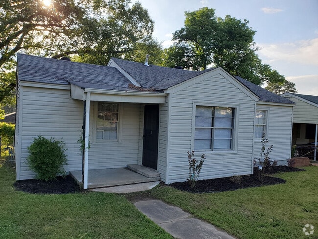 Building Photo - 1708 Green Meadow Dr Rental