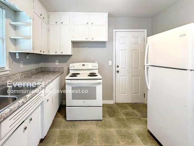 Photo - 764 82nd St S