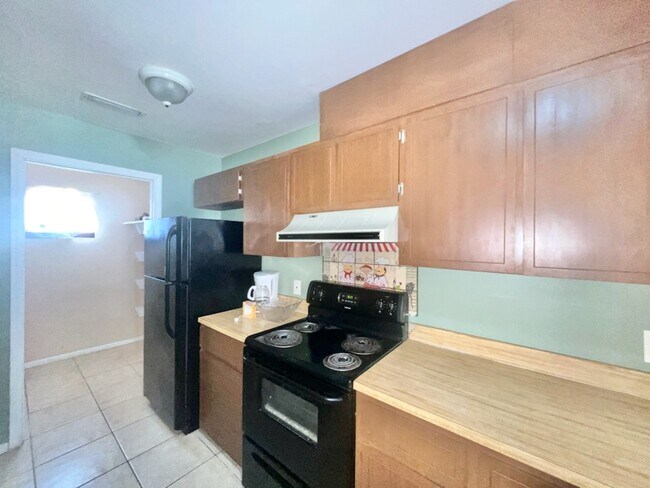 Photo - 1 Deal Ave NW